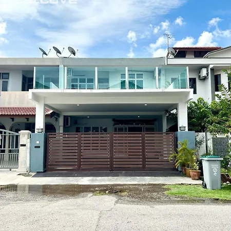 Harmony Stay Ujung Pasir By Nestcove Malacca Exterior photo